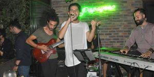 Papageno Pub’ta güzel gece
