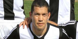 Göktaş kararsız