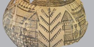 'Hayat Ağacı' motifli kalplar bulundu