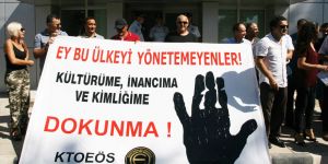 'Kültür dayatmaları'na karşı siyah çelenk