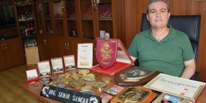 Semih Sancar'ın madalyaları bitpazarında çıktı