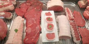  Hayvancılar, ithal ete karşı…