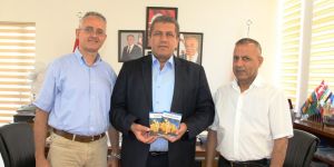 “Cep Mağusa” kitapçığı Arter’e takdim edildi