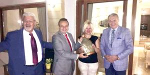 Aydın Üniversitesi 'izin' peşinde!