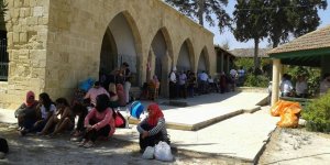 Bin kişi Hala Sultan'ı ziyaret edecek