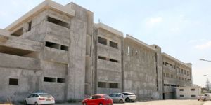 Bir yanda festival BİR YANDA HARABE!