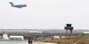 Kıbrıs üzerinde it dalaşı...