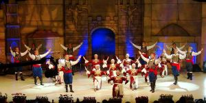 Devlet Halk Dansları eğitmenlerine 640 TL