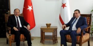 Denktaş: "Kaderimizi Rum'un insafına terk etmemeliyiz"