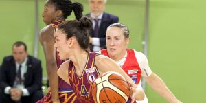 YDÜ galibiyetle başladı: 48 -51