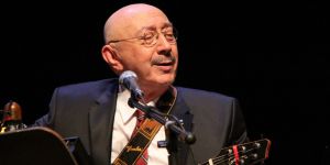 16. Girne Zeytin Festivali Özdemir Erdoğan konseriyle sona erecek