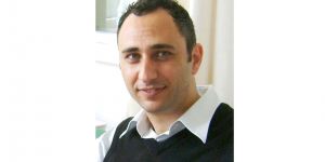 Ahmet Güneyli: Aşk yoldan çıkarabilir