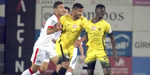 Zirveye bir ortak daha: 0-2