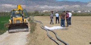 Demir basamak koptu,  iş aracı üzerinden geçti!
