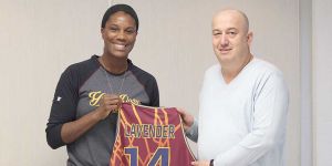 Jantel Lavender imzayı attı