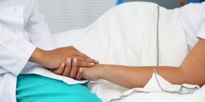 "Taşıyıcı annelik" yasaklanıyor