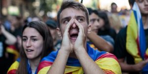 İspanya, Katalonya parlamentosunu feshetti