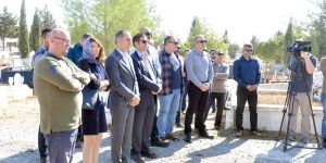 Vangöl kabri başında anıldı