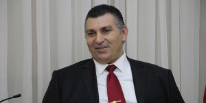 Alanlı, "Denktaş, şapkasını önüne koysun..."