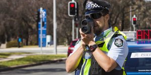 Avustralya’da “Uslanmaz” sürücülerin araçları eziliyor