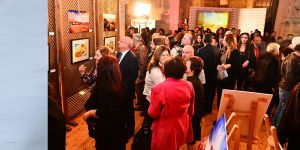 “Işık, Su ve Kadın” sergisi açıldı