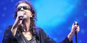 İLHAN İREM’den PLAK FORMATINDA İKİ ALBÜM DAHA