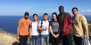 Öğrencilerden doğa yürüyüşü