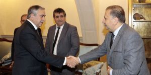 Akıncı, sendika yetkilileriyle görüştü