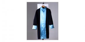 Mezuniyet için Kep ve Cübbeler