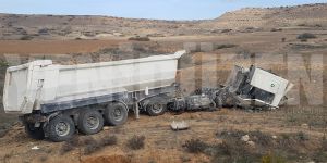 KAMYON İKİYE BÖLÜNDÜ!