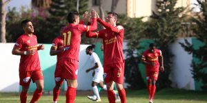 Koltukta en çok oturan Çetinkaya