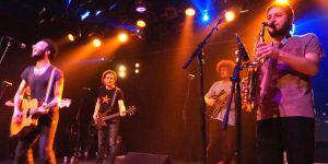 Bandista DoBanDo yılbaşı partisinde çalıyor!