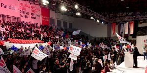 HP Lefkoşa'da şölen düzenledi