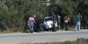 Direksiyon hâkimiyetini kaybetti, yoldan çıktı