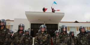 Kıdemli  yargıca polis koruması