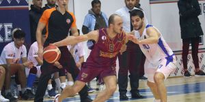 LAÜ’den çıkış yok: 67-64