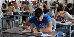 Geçiçi öğretmenlik sınavı yapıldı