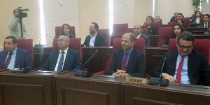 YENİ KABİNE MECLİSE SUNULDU