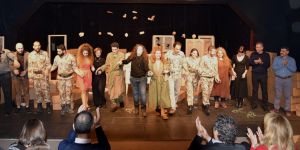 "İki Kişilik Hırgür" perde açtı