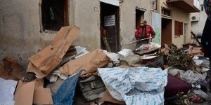 Dört kamyon dolusu çöp çıktı!