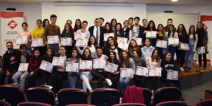 UFÜ’den öğrencilere destek