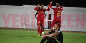 Pes etmeyi düşünmediler…