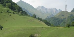 Kafkas Dağları’nın bir köşesi…