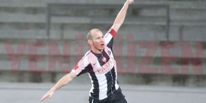 "İki kupayı da kazanmak istiyoruz"