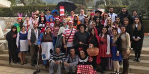 Necat British’te öğrenciler kitaplar ve yazarlarla buluştu