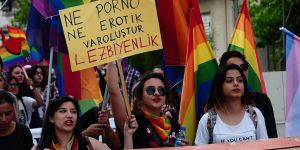 Kuir Kıbrıs Derneği aktivistleri Faika Deniz Paşa ve Ziba Sertbay ile söyleşi