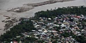 Sel Ve Toprak Kaymasında 130 Ölü