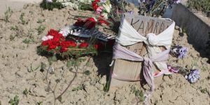 Anıt mezarı için girişim başladı