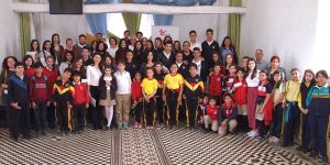 Eğitim ve sanatı birleştirdiler