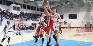 Zirve maçı YDÜ’nün: 88-80